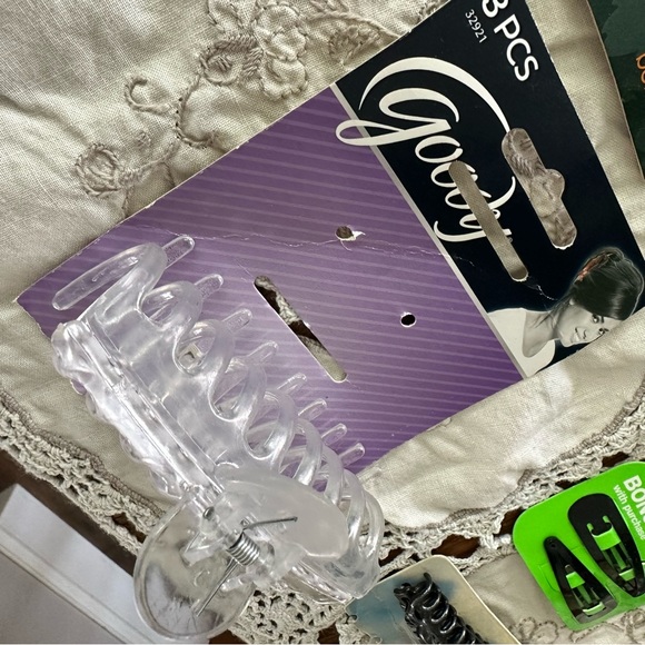 Hair goodies - Picture 6 of 6